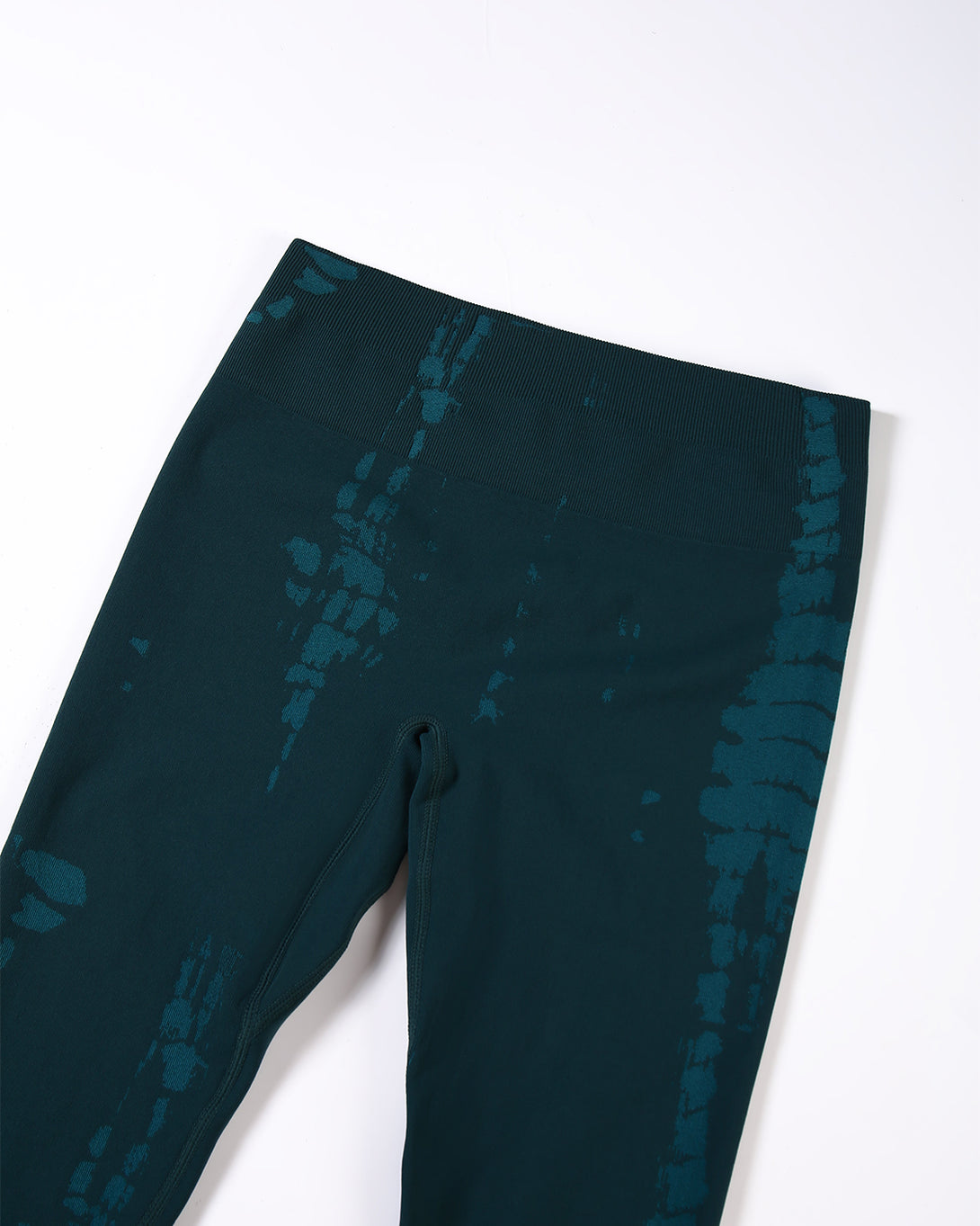 AUROLA Serpentine Leggings