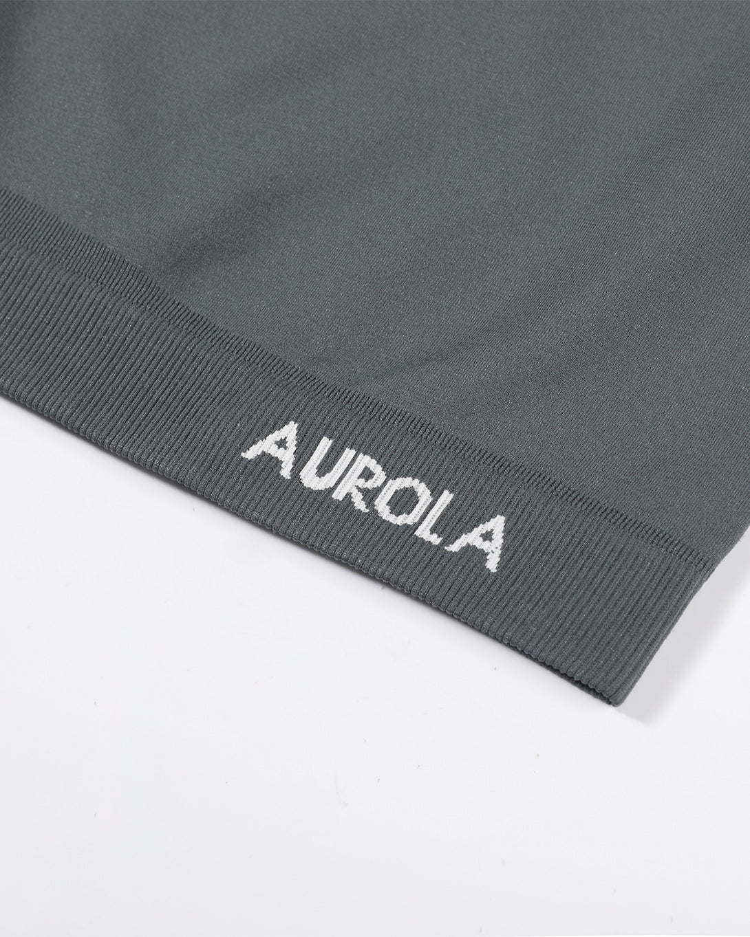 AUROLA Essentials Seamless Short Sleeve Crop Top