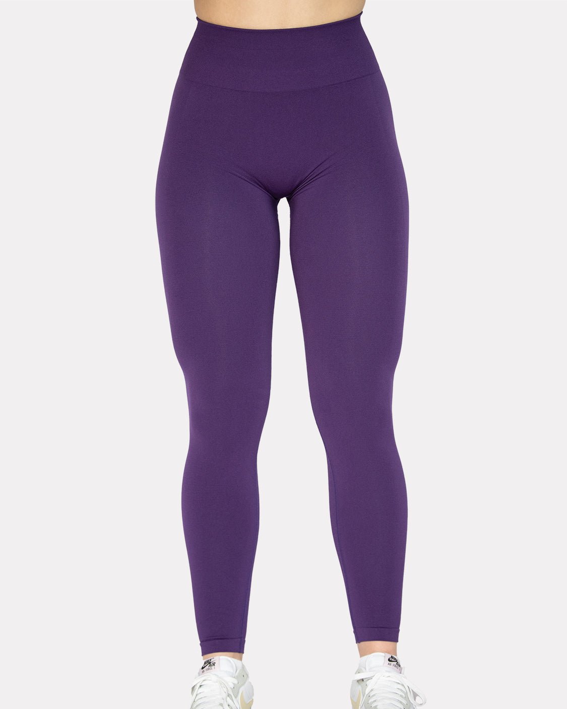 I have these Aurola leggings in every color bc they're literally the m